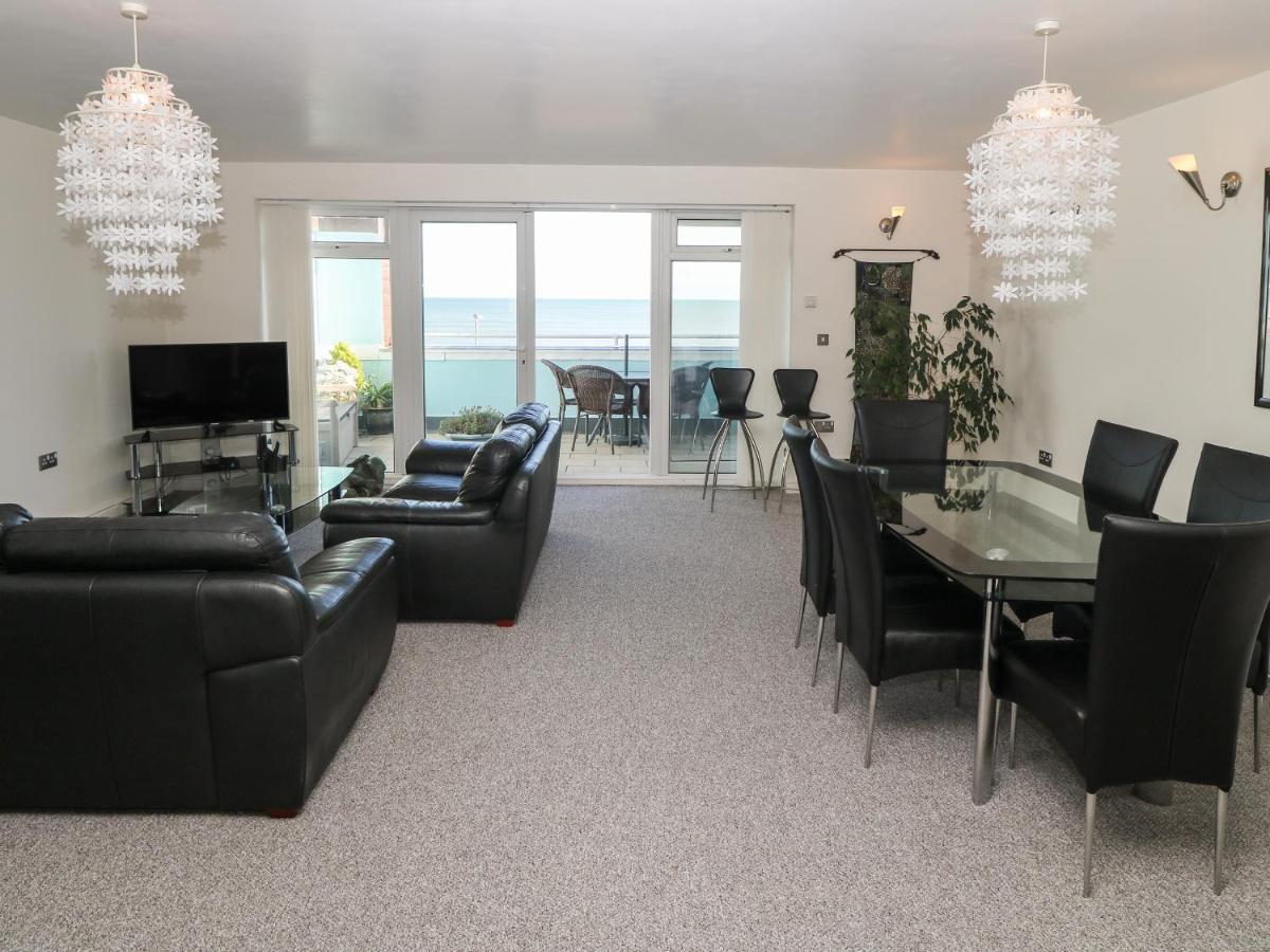 Sea View Apartment Пулхели Экстерьер фото